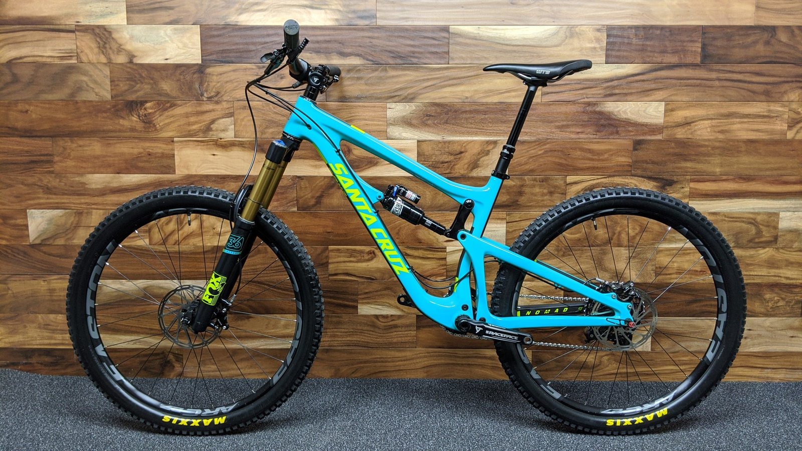 2016 SANTA CRUZ NOMAD CARBON CC XO1 KIT 27.5"